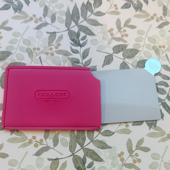Coach Fuchsia mirror - Picture 1 of 3